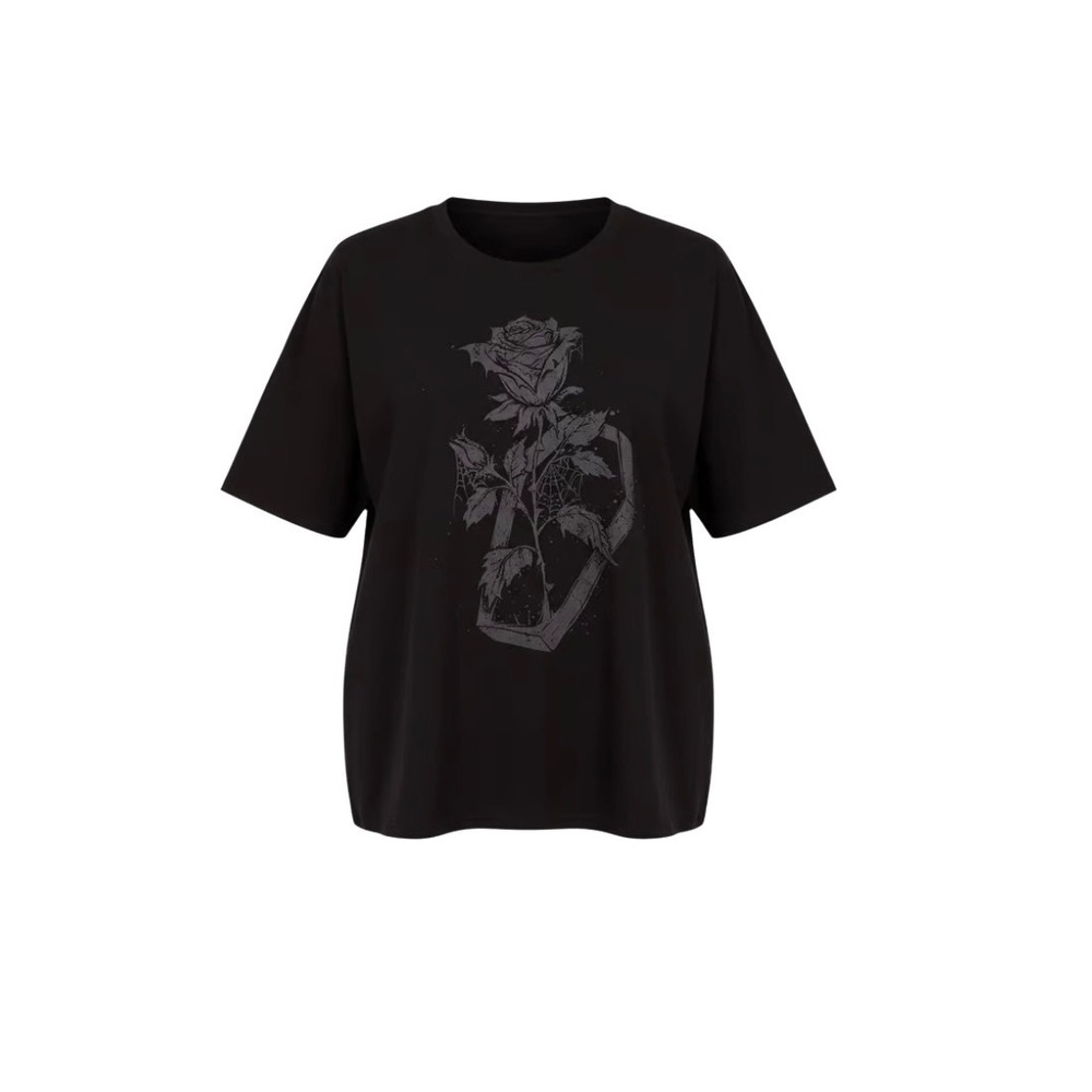 NWT Torrid Nightfall Black Thorny Rose Goth Grunge Heritage Cropped Tee Plus 2X